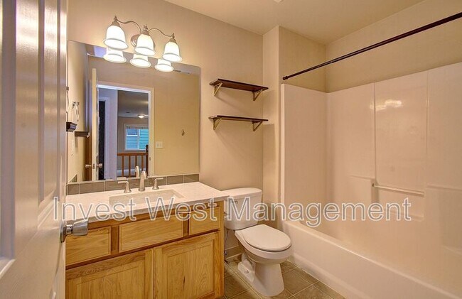 Building Photo - 15020 NW 1st Ave