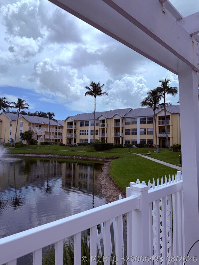 Building Photo - 6347 La Costa Dr