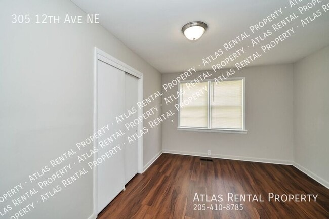 Building Photo - 305 12th Ave NE