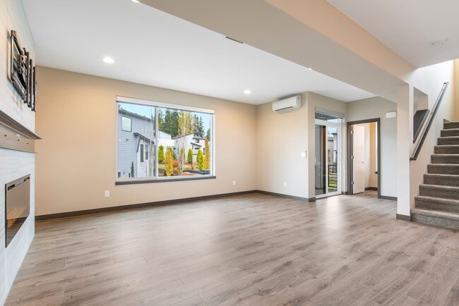 Building Photo - 17822 19th Ave W