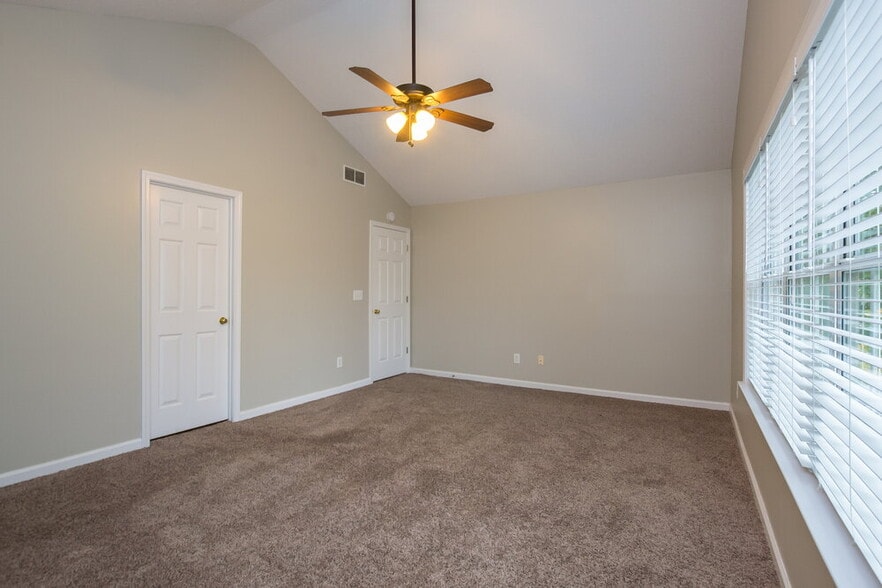 Building Photo - 4110 Glenaire Way NW