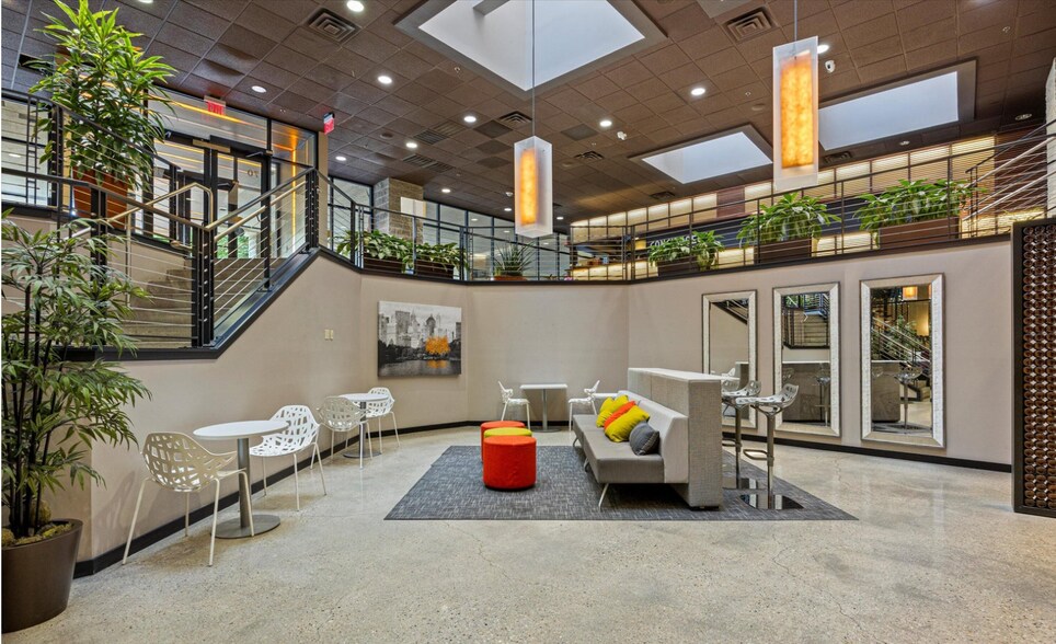 Interior amenity - 270 E Highland Ave