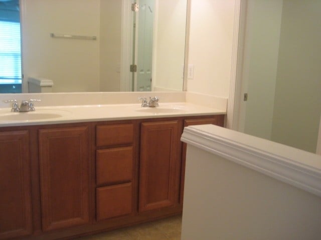 Building Photo - 8824 Cressent Glen Ct