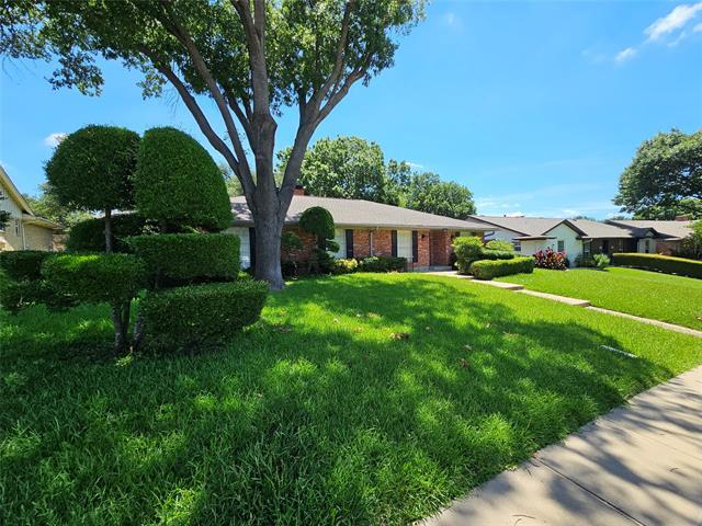 Building Photo - 2220 Eastwood Dr