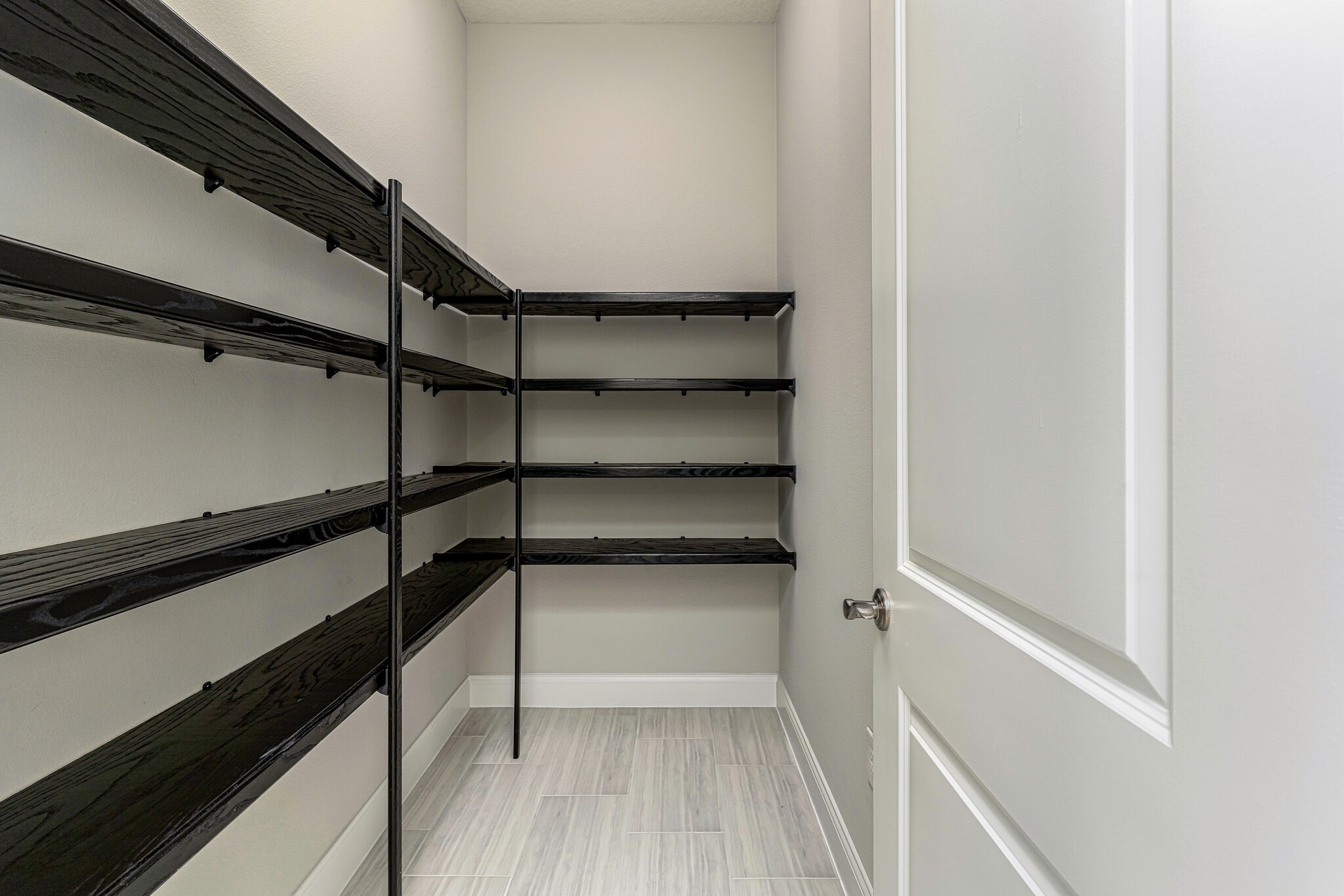 Spacious Walk-In Pantry - 10146 Royal Island Ct