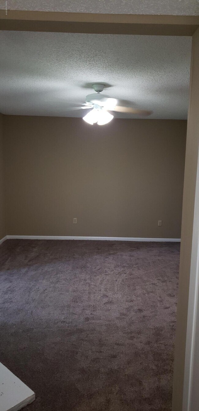 Building Photo - 3505 Sable Palm Ln
