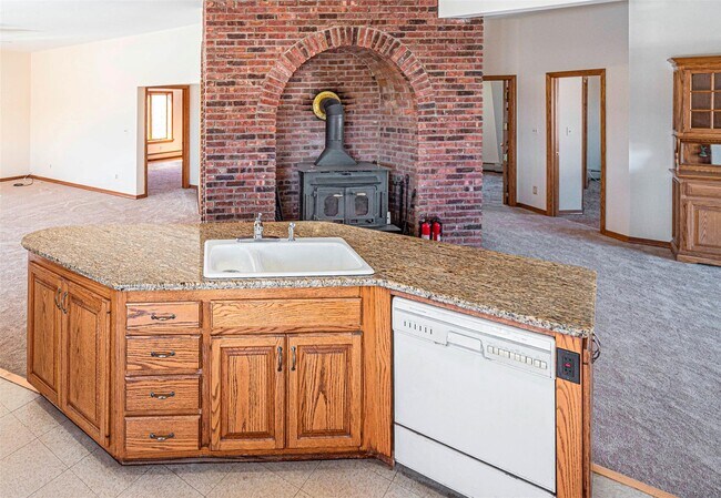Building Photo - 16 Forino Ln