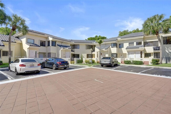 Building Photo - 8137 NW 17th Manor