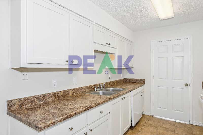 Building Photo - 9725 US-98