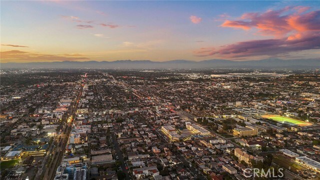 Building Photo - 1598 Long BCH
