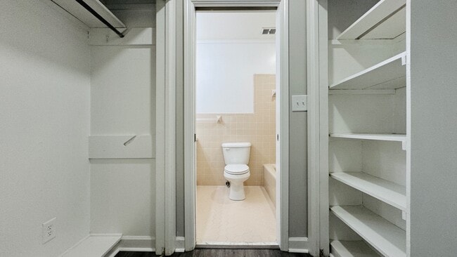 Building Photo - 815 W Palmetto St