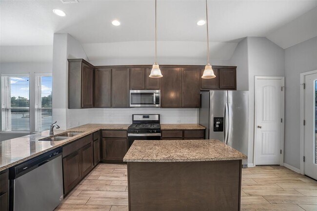 Building Photo - 925 Centerra Hills Cir