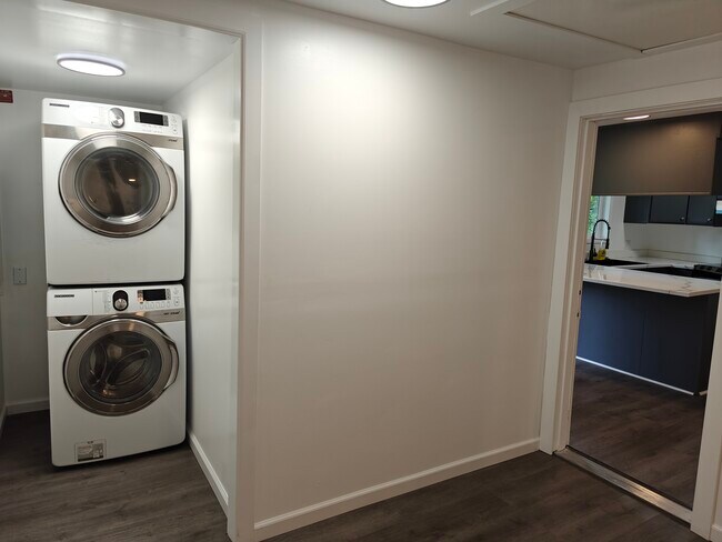 Building Photo - 14546 25th Ave NE