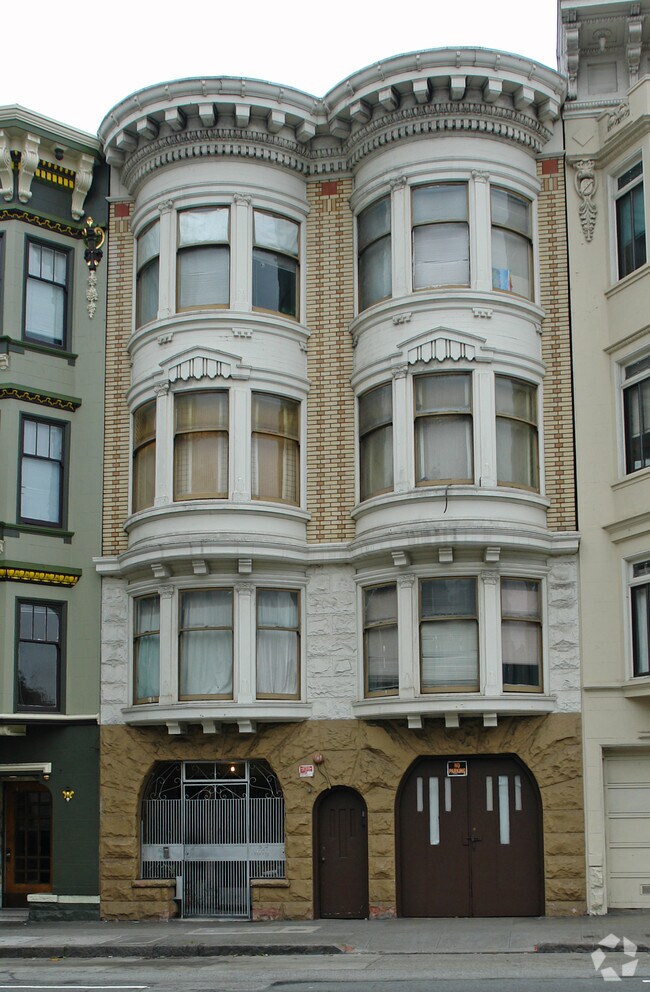 Building Photo - 1167 Pine St