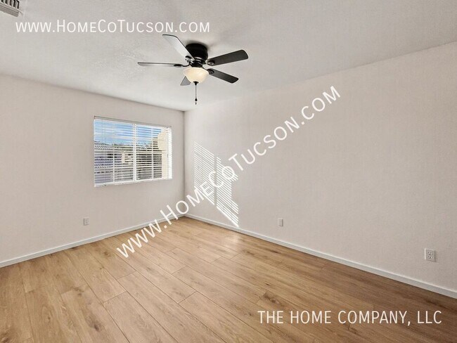 Building Photo - 5168 N Windriver Pl