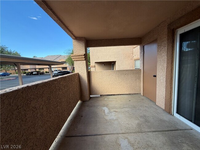 Building Photo - 1150 N Buffalo Dr