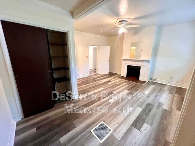 Building Photo - 1509 Hatteras St