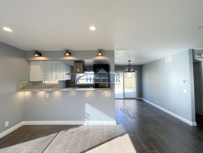 Building Photo - 22521 Meyler St