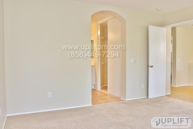 Building Photo - 3 Bed, 2.5 Bath Condo in Cornerstone Scrip...