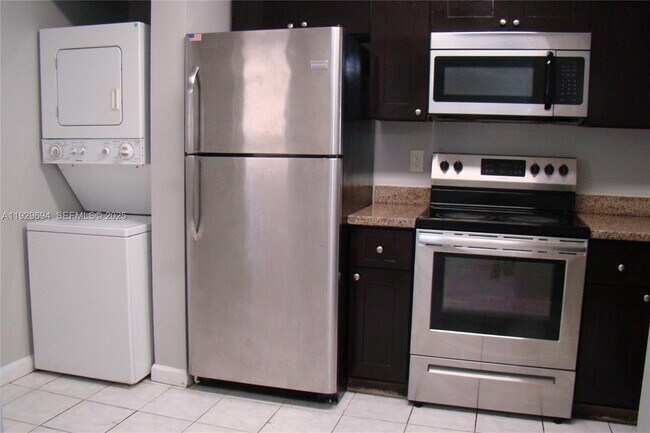 Building Photo - 2451 NW 56th Ave