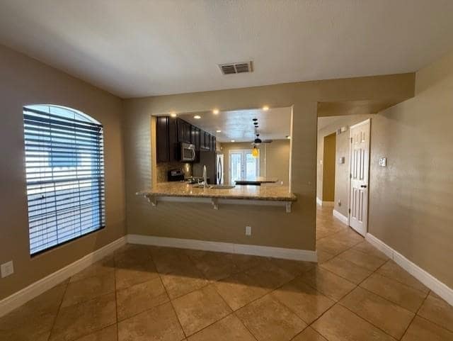 Building Photo - 511 Valdosa Dr