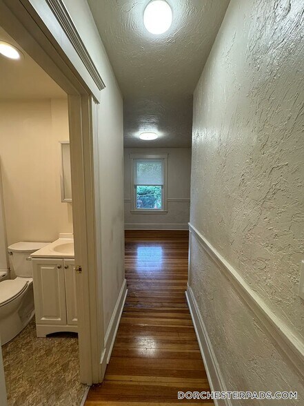 Building Photo - 20 Fairmount St