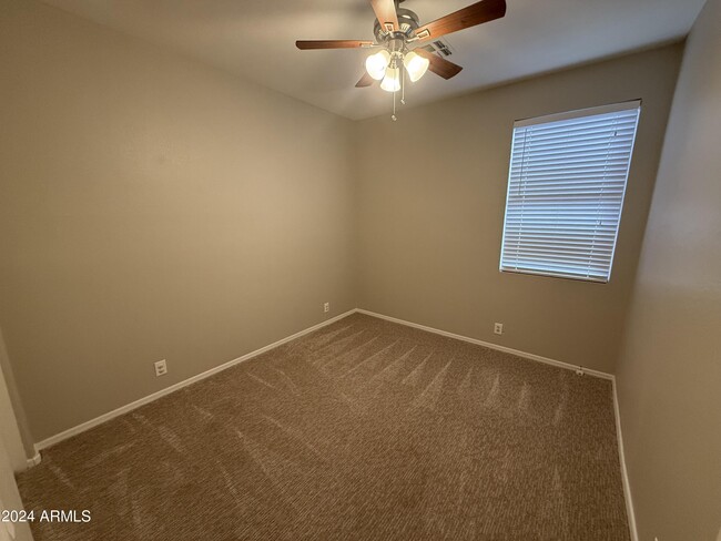 Building Photo - 313 N Kimberlee Way