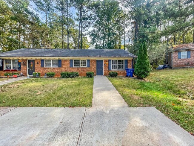 Primary Photo - 452 Charleston Ln