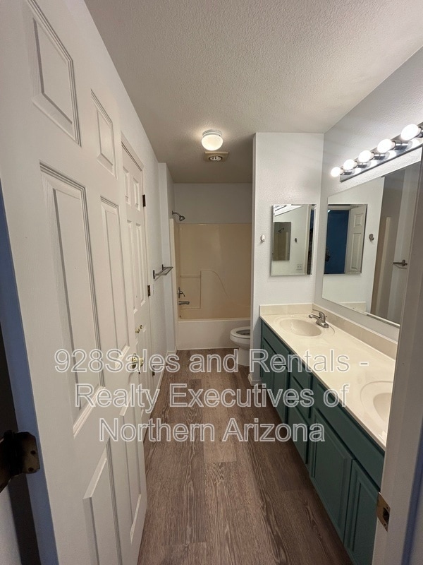 Building Photo - 6485 E Settlers Run Rd