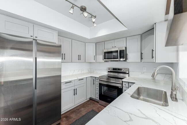 Building Photo - 4618 S Calle Los Cerros Dr