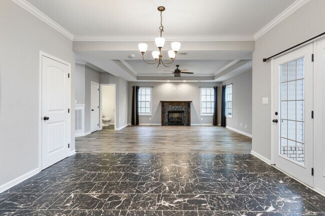 Building Photo - 1629 Kestrel Dr