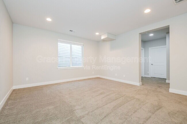 Building Photo - 1962 W 137th Dr