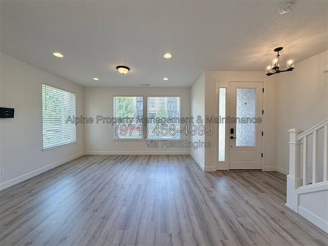Building Photo - 7226 SE Blanton St