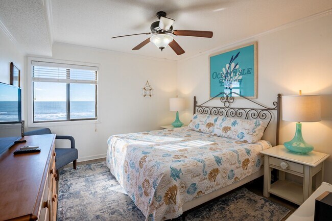 Building Photo - OCEANFRONT OFF-SEASON MONTHLY 2 BEDROOM NOW AVAILABLE