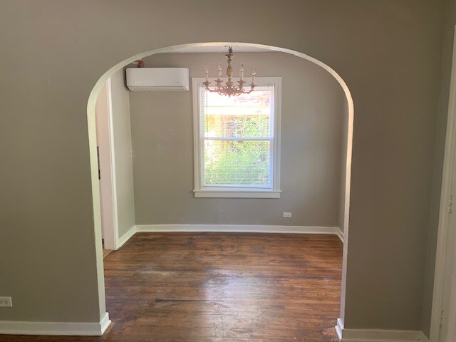 Building Photo - 1814 W Summit Ave.