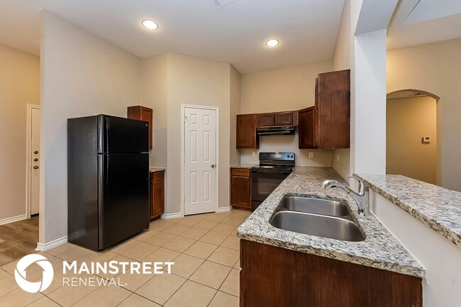 Building Photo - 1906 Uhl Rd