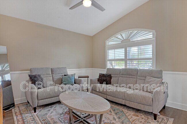 Building Photo - 6808 Amici Ct