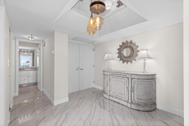 Building Photo - 5550 N Ocean Dr