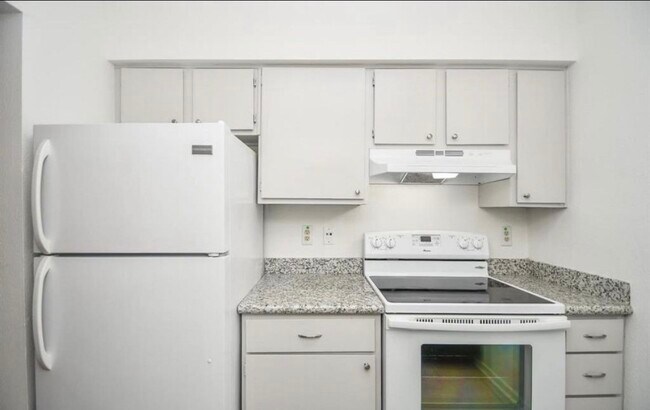 Building Photo - 2333 Bering Dr