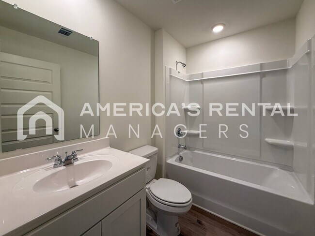 Building Photo - Available for Move-In Soon! Available to V...