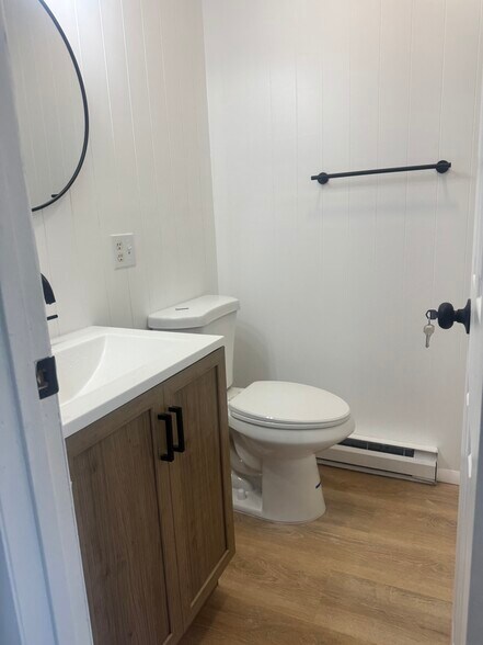 Building Photo - 3108 Chelsea Cv S