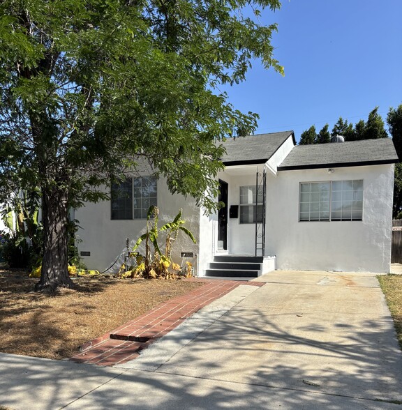 Building Photo - 17440 Tiara St