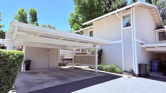Building Photo - 1065 San Ramon Valley Blvd