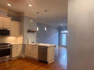 Building Photo - 144 W Ridge Way