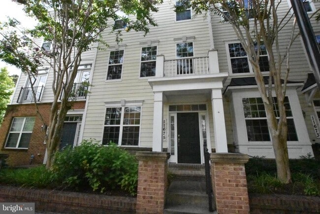 Building Photo - 11675 Leesborough Cir