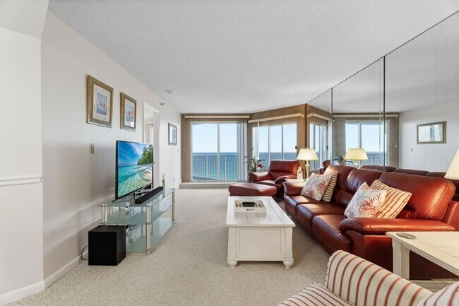 Building Photo - 3870 N Hwy A1A