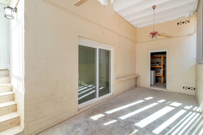 Building Photo - 2 Story ASU house with Pool in the best neighborhood for students