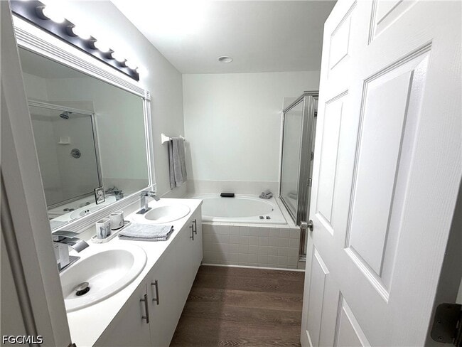 Building Photo - 3740 Fieldstone Blvd