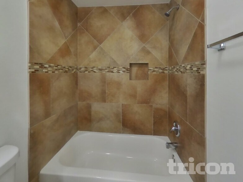 Building Photo - 8434 S 19th St