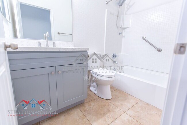 Building Photo - 9096 N 97th Dr